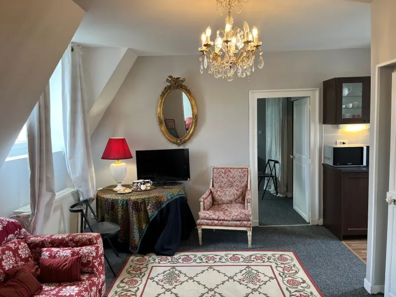 Domaine de 5 hectares avec chambre familiale et accès à 600 m de rivière