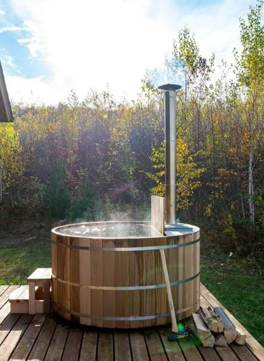 Chalet familial en pleine nature pyrénéenne avec bain nordique — lac, calme et confort - 5 personnes