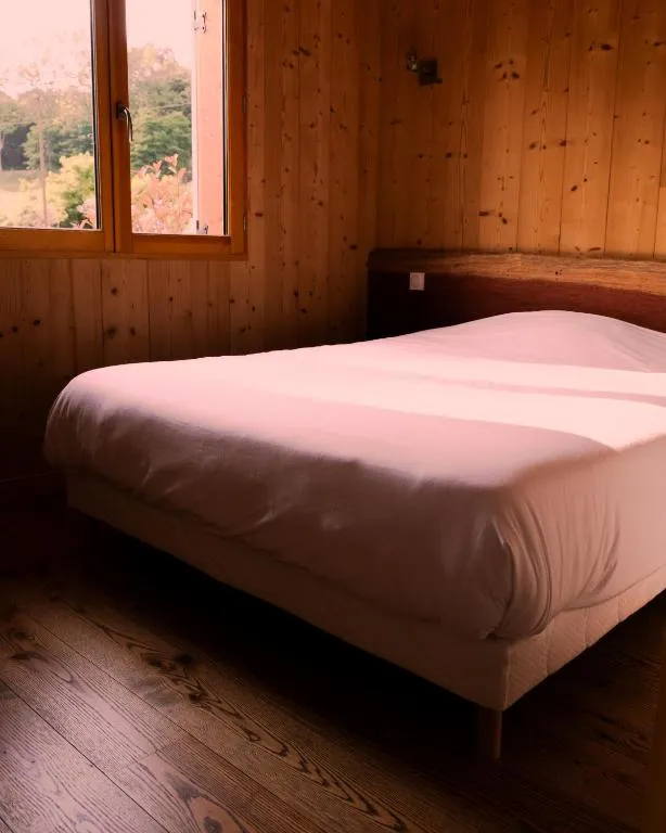 Chalet familial en pleine nature pyrénéenne avec bain nordique — lac, calme et confort - 5 personnes