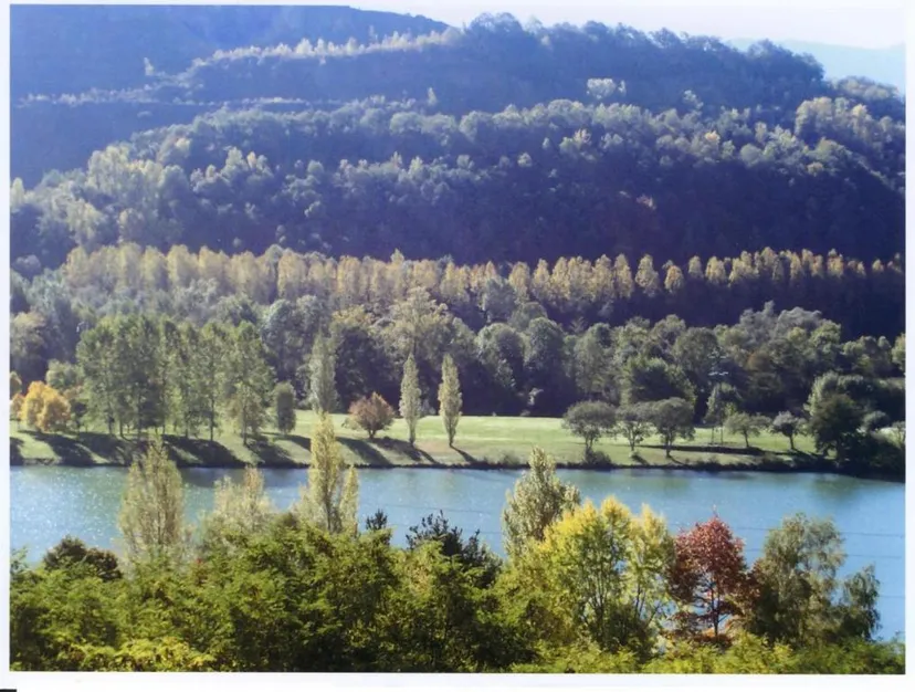 Chalet familial en pleine nature pyrénéenne avec bain nordique — lac, calme et confort - 5 personnes