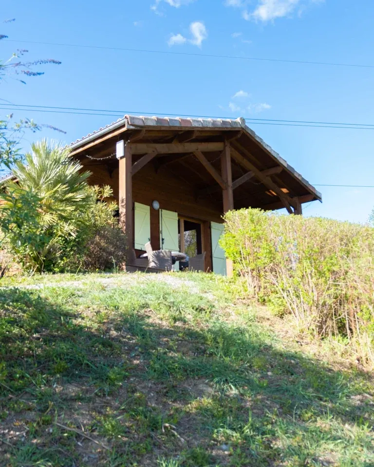 Chalet familial en pleine nature pyrénéenne avec bain nordique — lac, calme et confort - 5 personnes