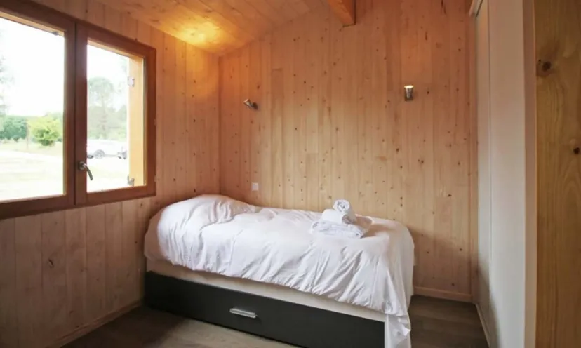Chalet familial en pleine nature pyrénéenne avec bain nordique — lac, calme et confort - 5 personnes