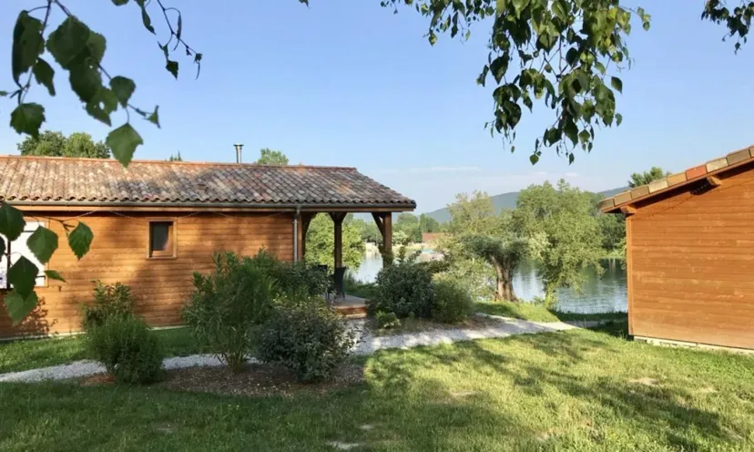 Evasion nature dans un chalet au bord du lac - 5 personnes - des Pyrénées