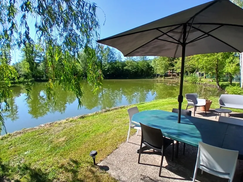 Chalet tout confort avec étang privé à 5 minutes de Soissons