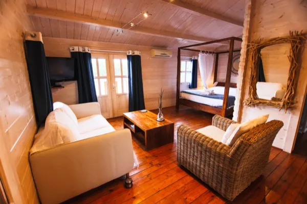 Chalet Romantique avec accès direct au lac