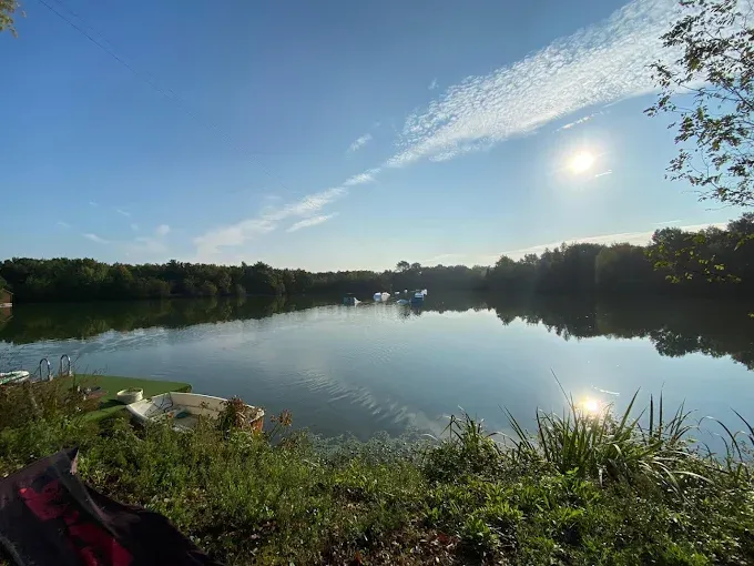 Chalet Romantique avec accès direct au lac