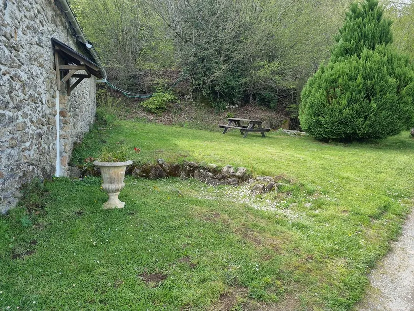 Maison 2 personnes avec accès à notre étang privé et son bain Nordique