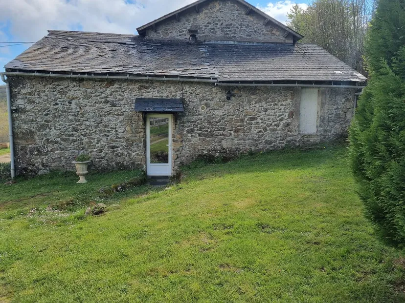 Maison 2 personnes avec accès à notre étang privé et son bain Nordique