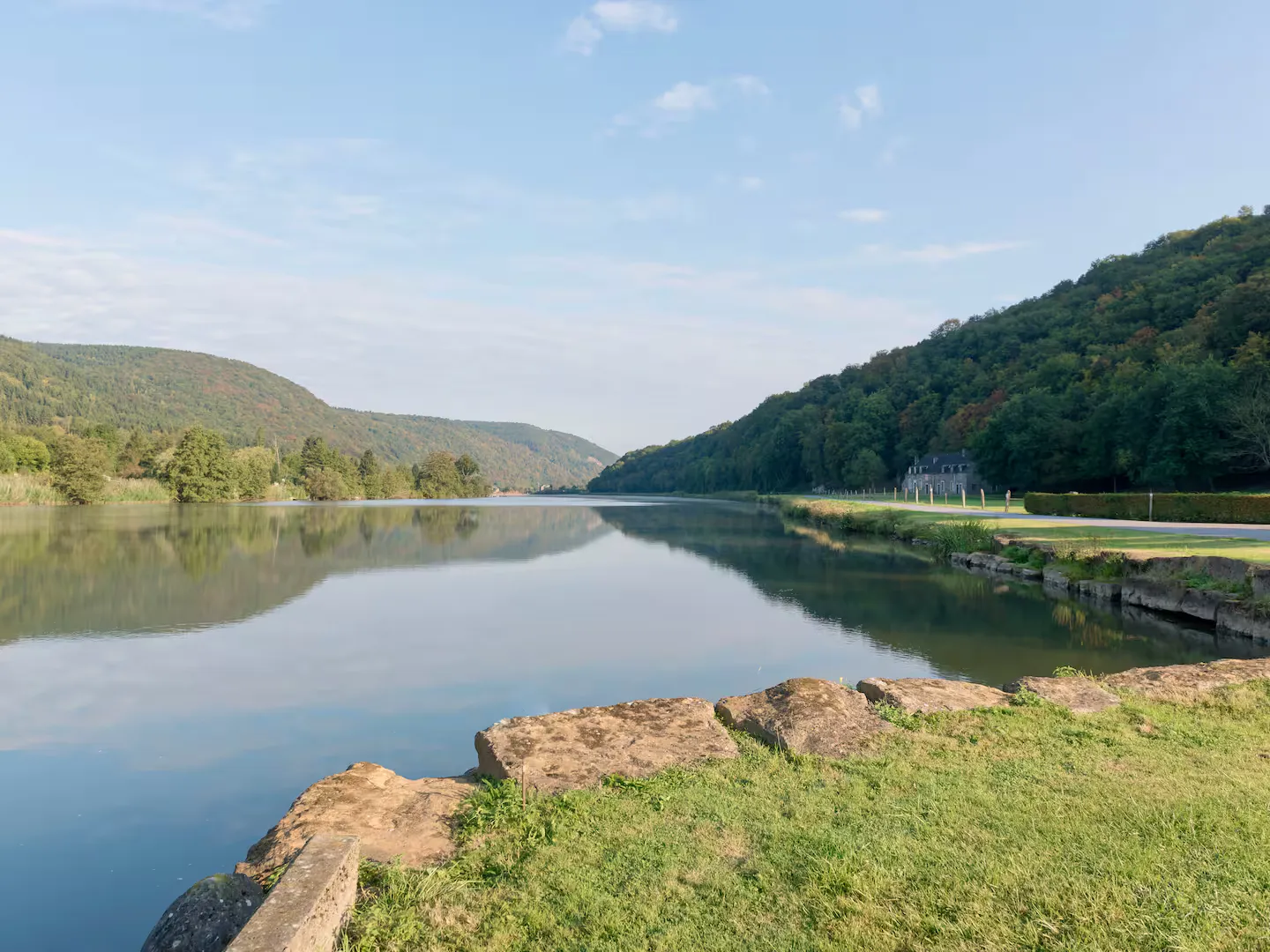 Au coeur des Ardennes – Gîte pour 4 personnes au bord d’une rivière