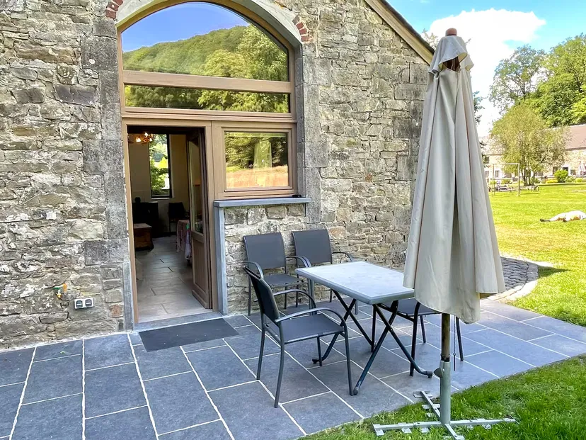 In the Ardennes – Renovated chapel for 2 people by a water body