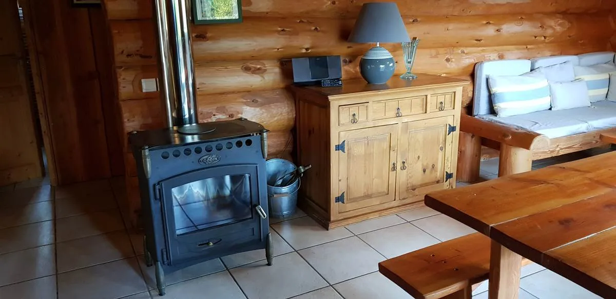 Gîte de pêche insolite en Creuse – Juste au bord de l’étang