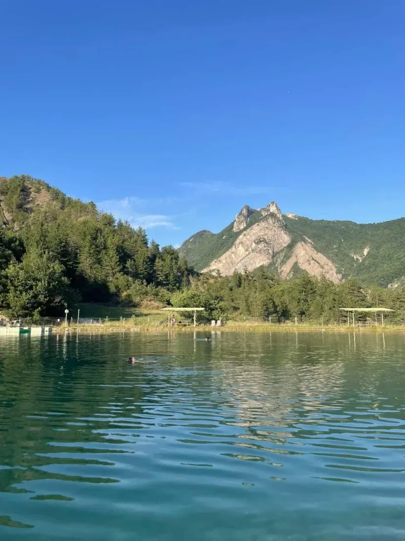 Family Cottage en montagne avec accès à un lac privé