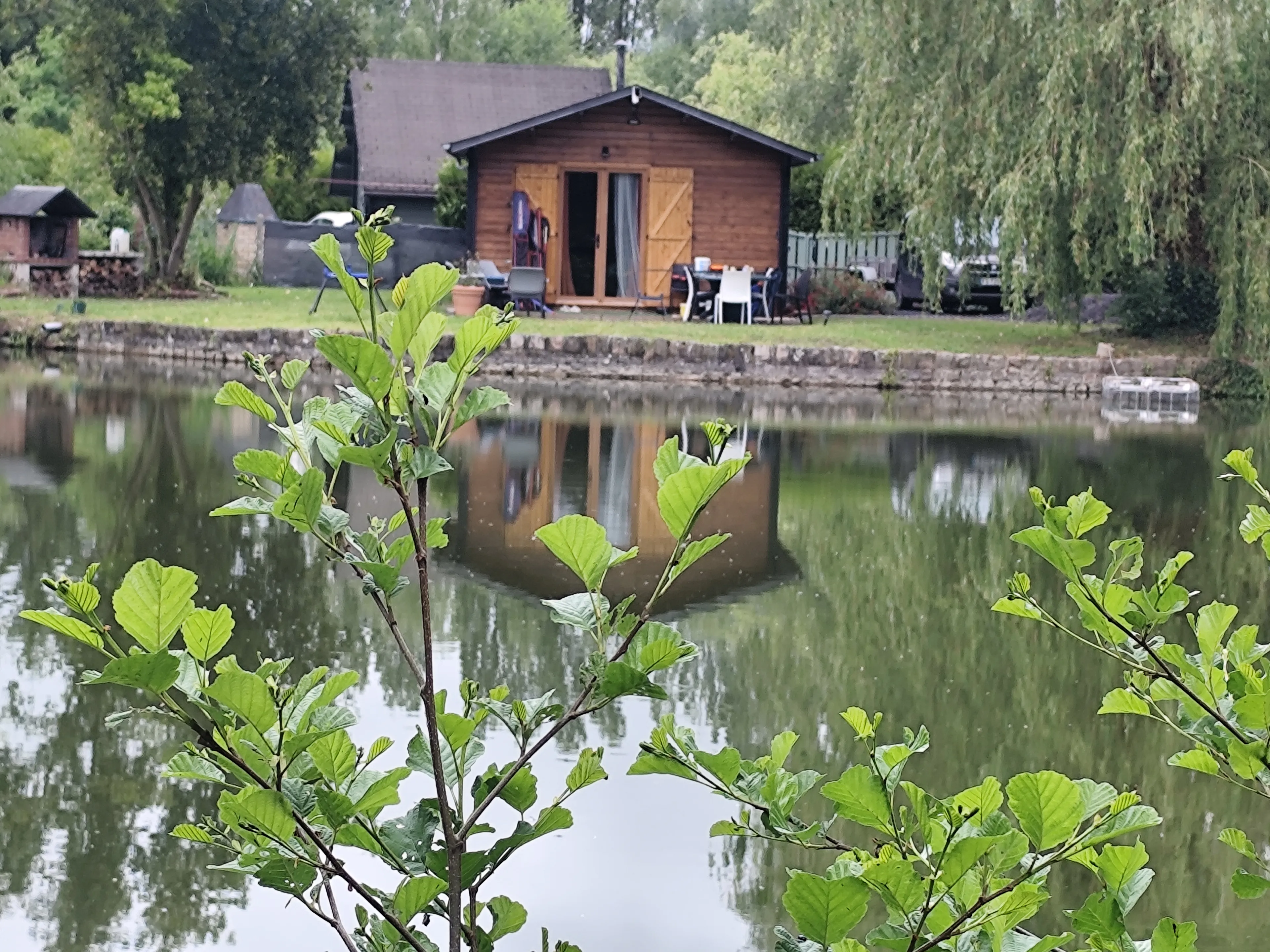 Chalet tout confort avec étang privé à 5 minutes de Soissons