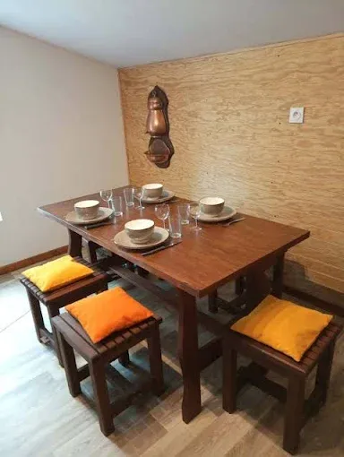 Location chalet de 1 à 4 personnes au bord de deux étangs privés