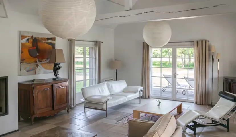 Grand gîte en Touraine, 10 personnes, avec étang sauvage de 15ha dans un domaine privé