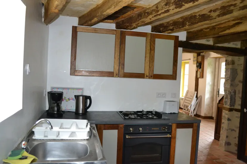 Gîte en Mayenne au bord de l’étang – Pêche et détente – 4 personnes