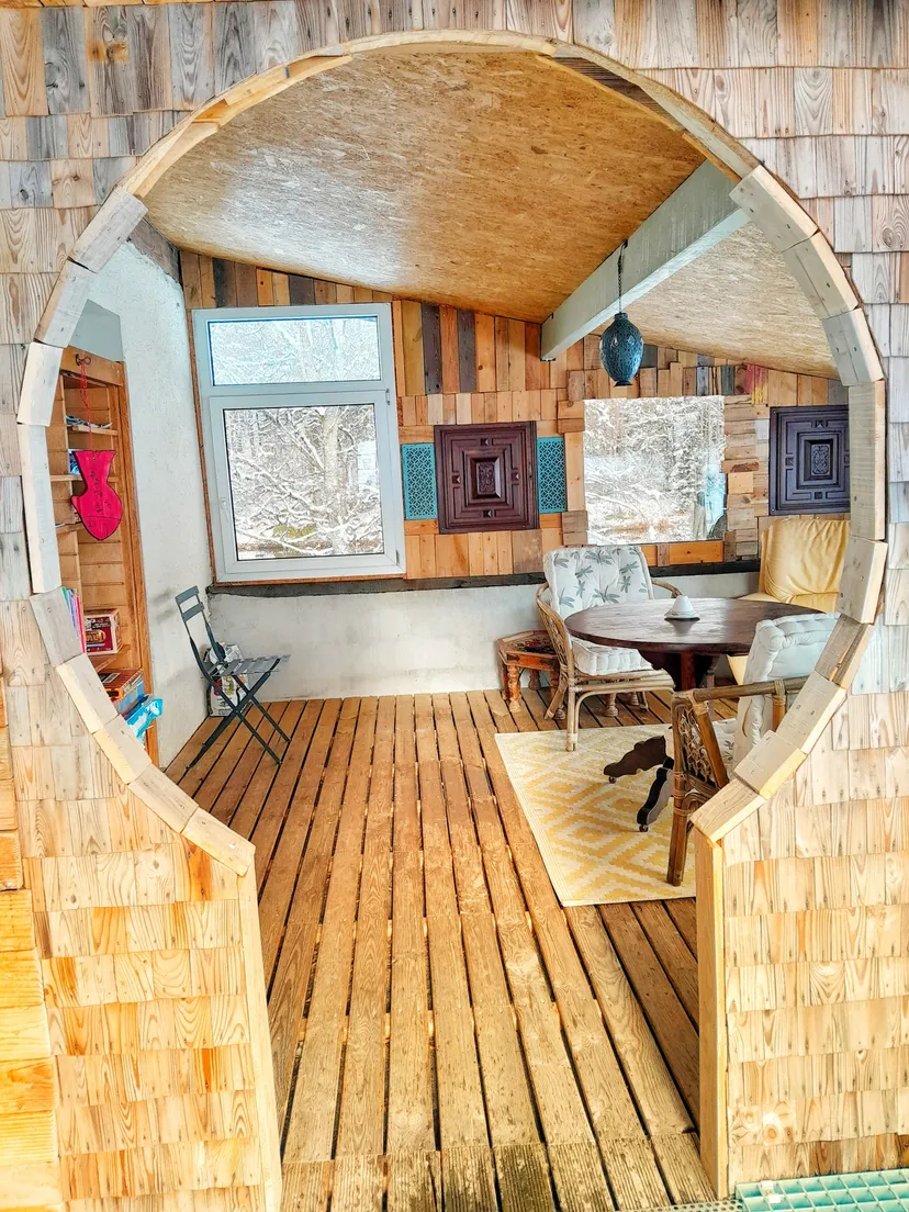 Appartement chaleureux avec étang d’1ha