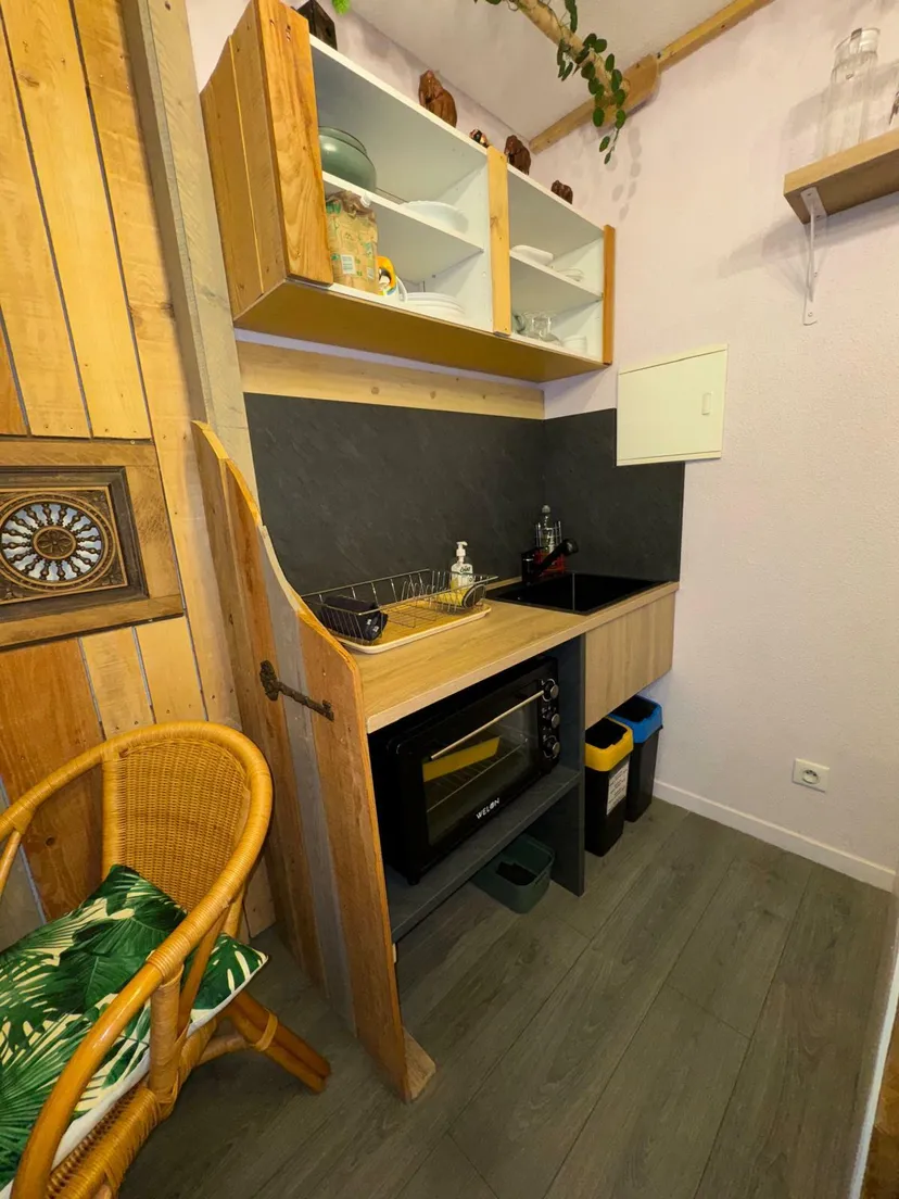 Appartement chaleureux avec étang d’1ha