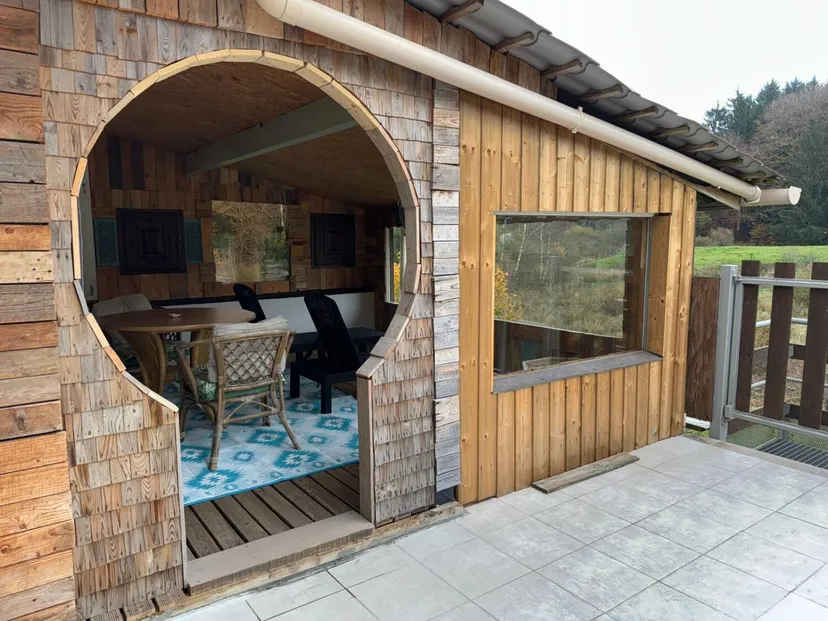 Appartement chaleureux avec étang d’1ha