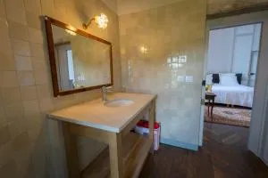 Dans le Loiret – Chambre d'hôtes vue sur étang de 6ha et parc