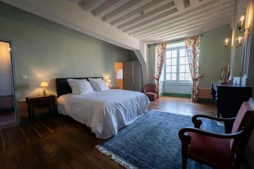 Dans le Loiret – Chambre d'hôtes vue sur étang de 6ha et parc