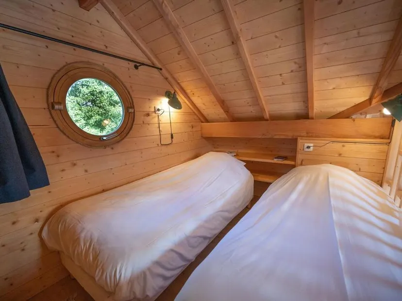 Cabane sur l'eau avec bain nordique et pêche depuis la terrasse sur l'eau - 2 à 4 personnes