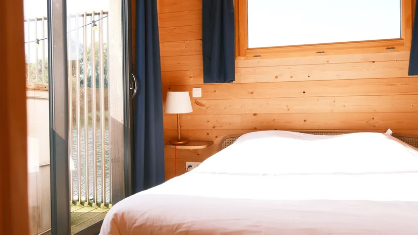 Cabane sur l'eau avec bain nordique et pêche depuis la terrasse sur l'eau - 2 à 4 personnes