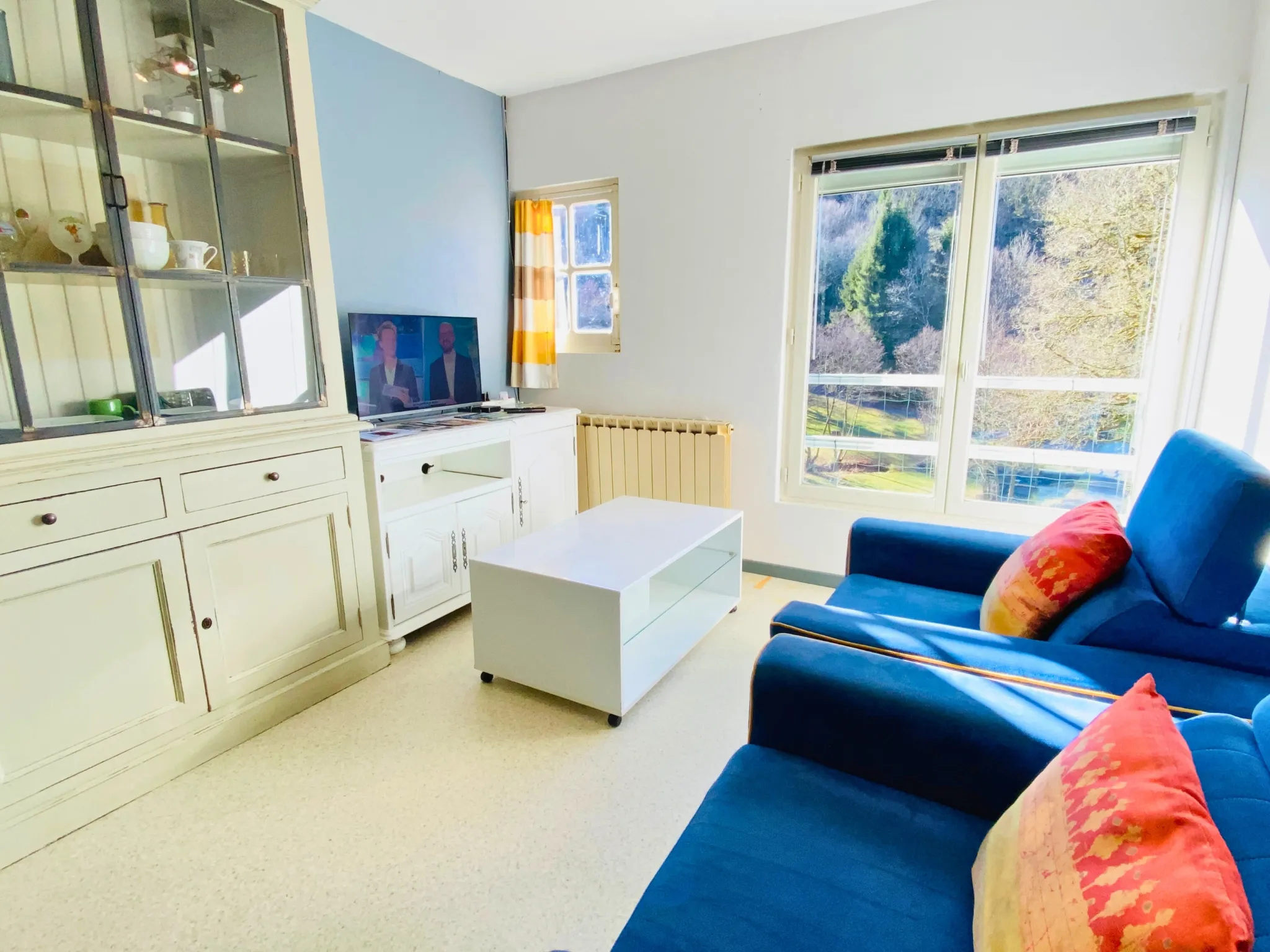 Appartement 2 chambres, étang et balades en forêt privée