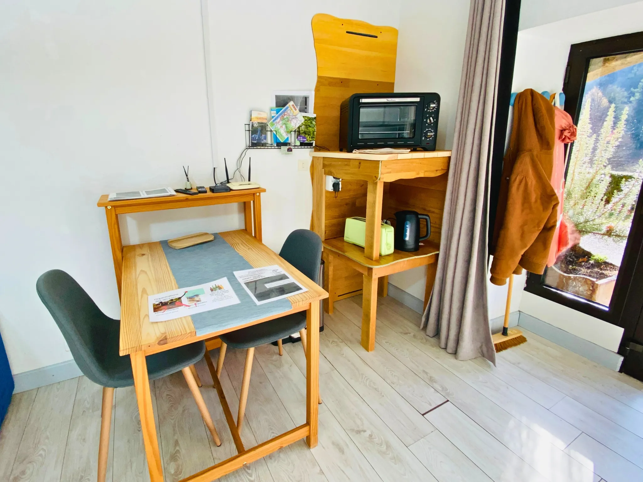 Studio in the heart of nature with access to a pond