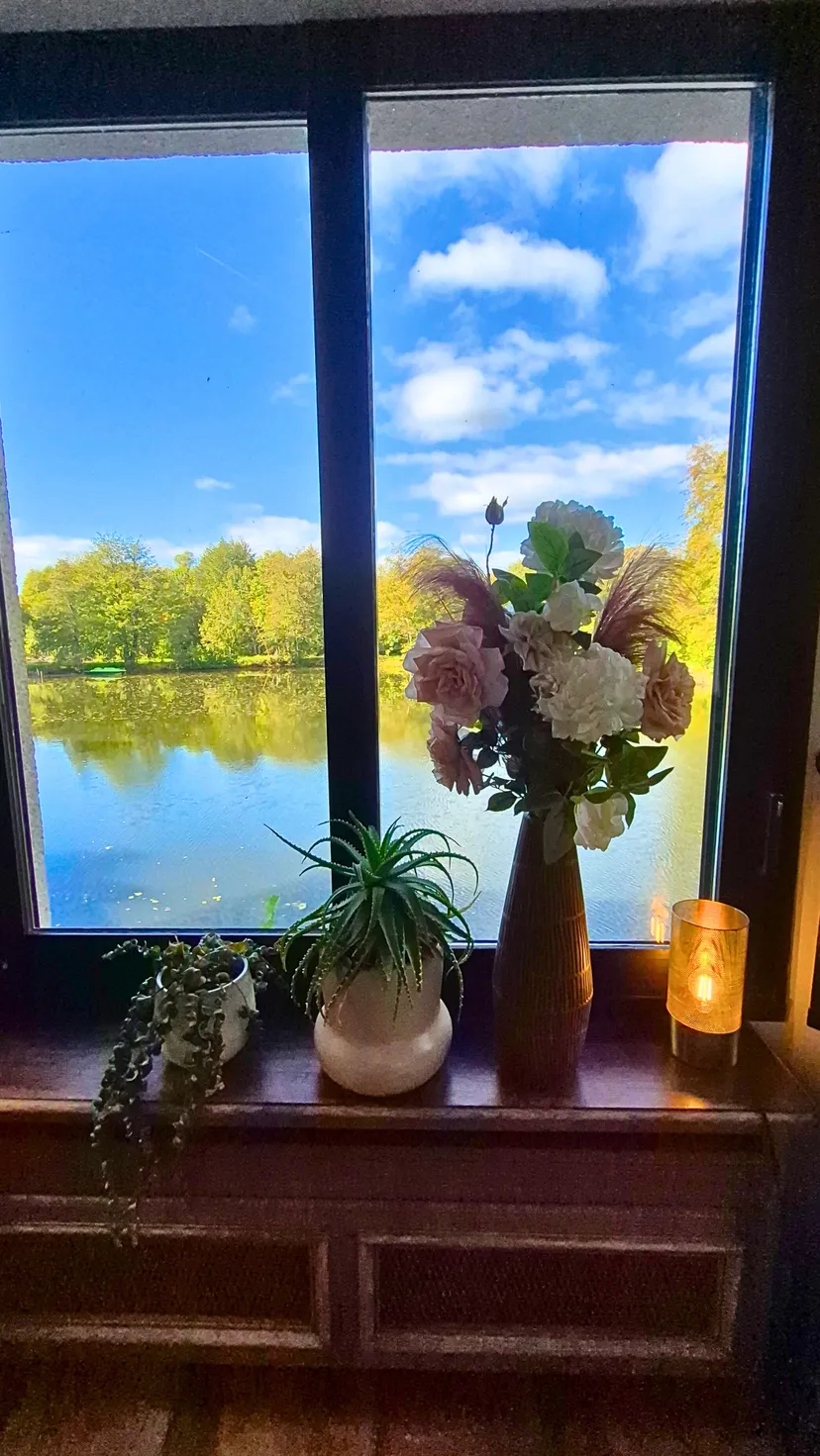 Chambre d’hôtes au bord d’un étang et rivière – Belle pêche en Centre-Val de Loire – 2 personnes