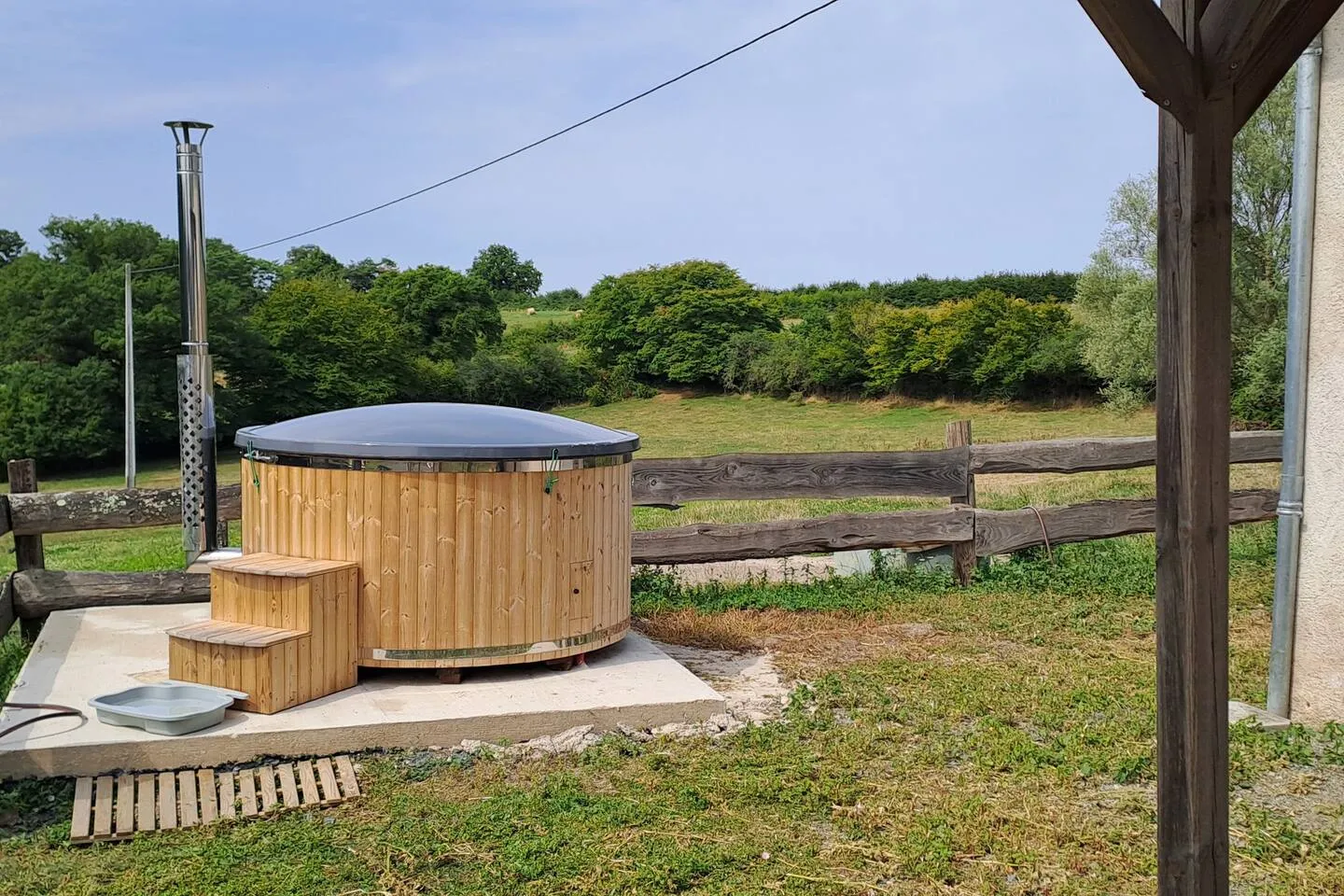Maison de campagne 7 personnes avec accès aux étangs privés en Bourgogne du Sud
