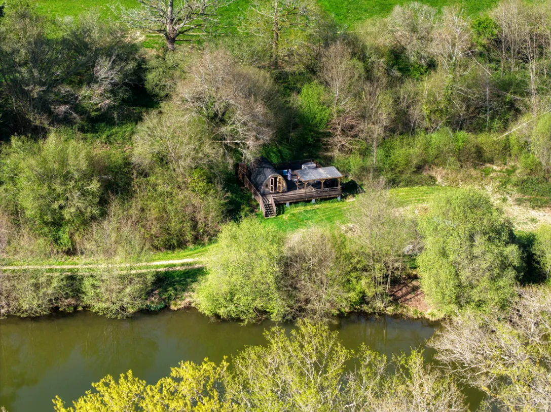 Gîte avec 2 étangs privés - Jacuzzi & Nature
