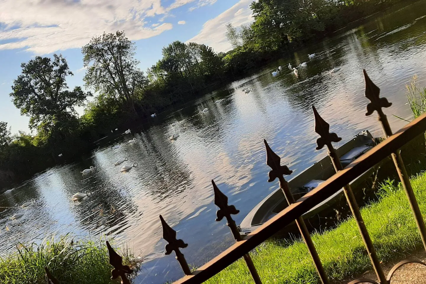 Pêche en bord de rivière à 1h30 de Paris
