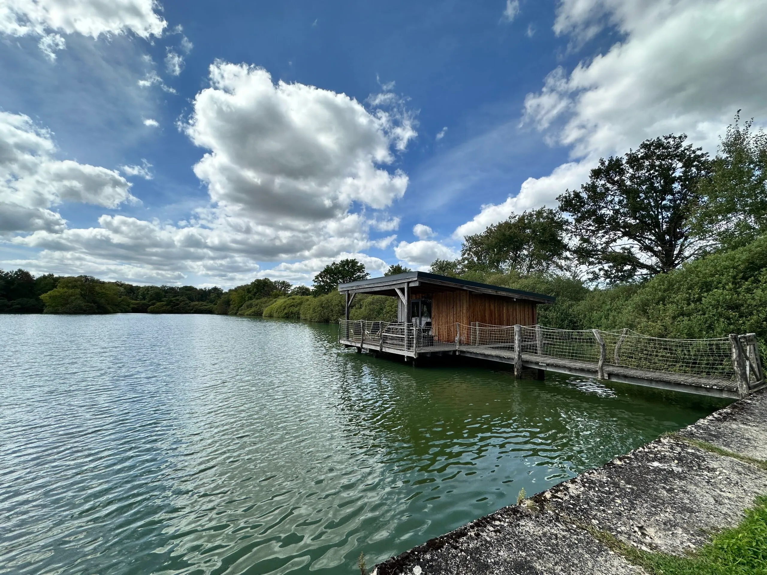 Gîte sur l’étang en Lorraine– Pêche no kill et séjour nature sur 4 hectares