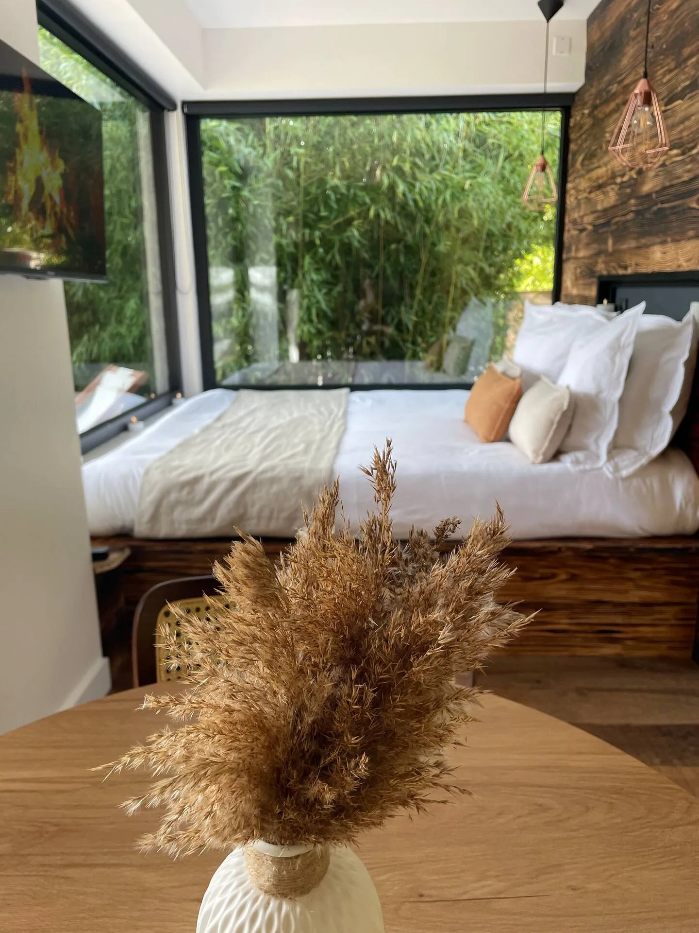 Lodge haut de gamme avec bain nordique privatif - Accès direct à un étang et canal à 1h15 de Paris