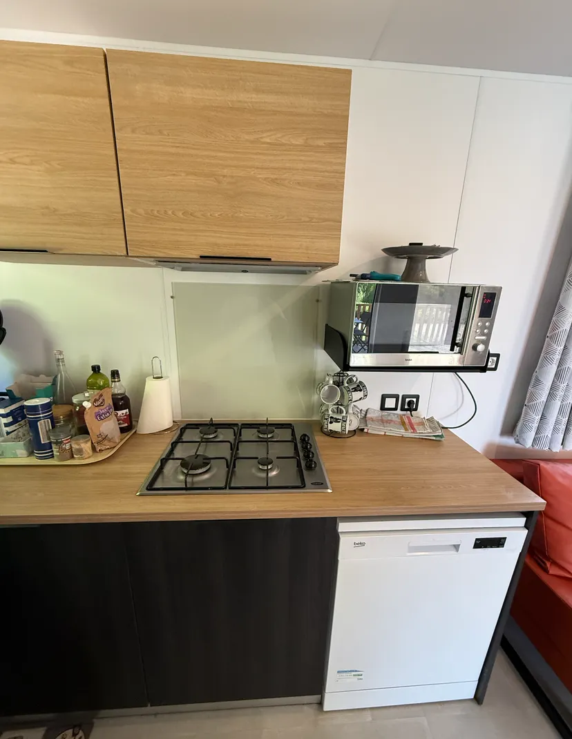 Mobil home sur une propriété de 12ha avec deux étangs de 3.5ha en Bourgogne