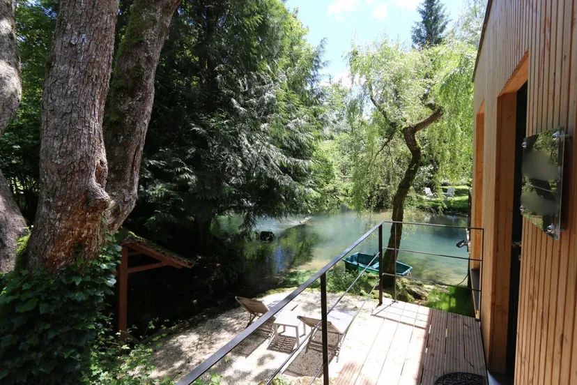 Cabane d’exception avec bain nordique au cœur de la Bourgogne