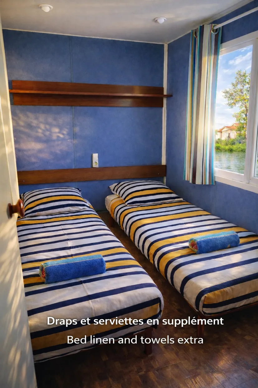 Chalet flottant avec jacuzzi privé terrasse vue sur le Canal près de Dijon