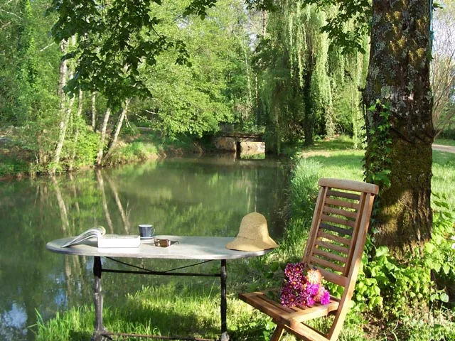 Demeure de prestige avec piscine privée et parc de 2ha au bord de l’eau pour 14 personnes