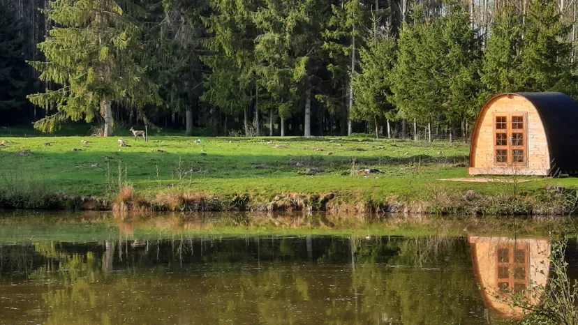 Cabane de pêche 2 personnes avec étangs privés en Ardennes