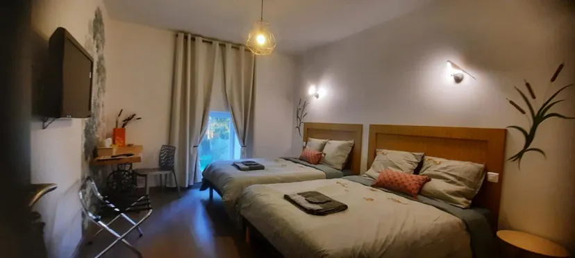 Chambre d’hôtes pouvant accueillir 2 personnes avec étangs privés en Ardennes
