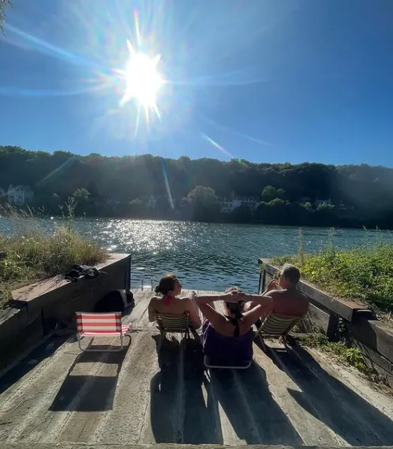 Retraite sauvage et pêche au bord de la Seine dans un chalet authentique de 40 m² à 1 h de Paris