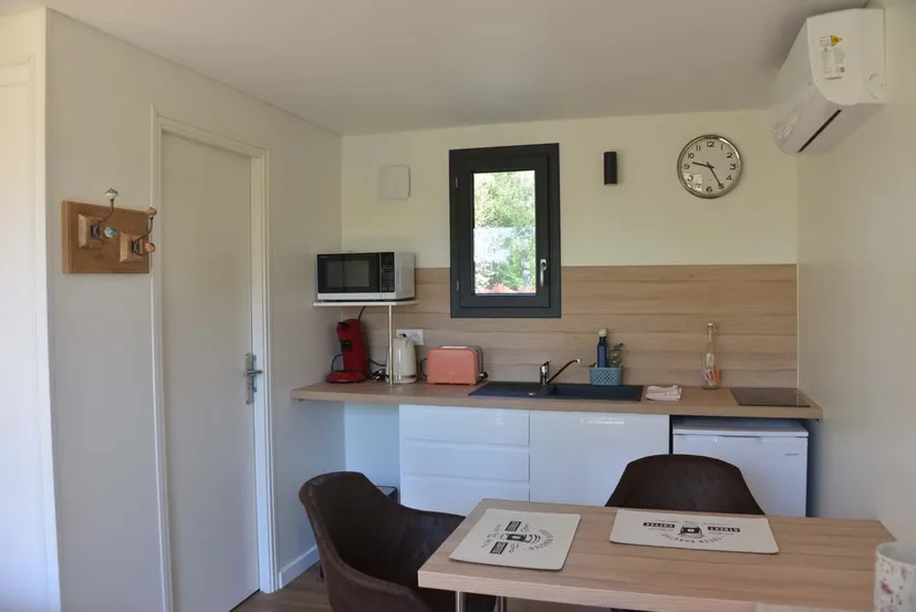 Lodge en nature au bord d’un étang, pour 2 personnes - Loir-et-Cher