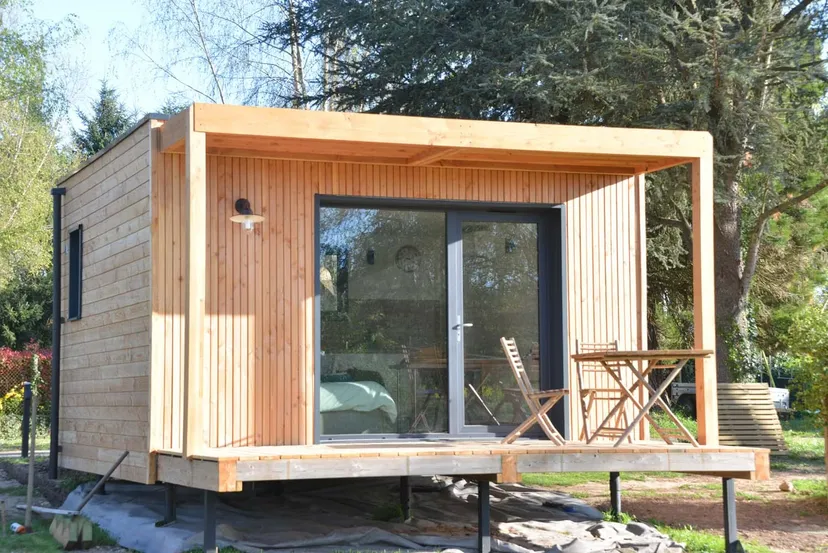 Lodge en nature au bord d’un étang, pour 2 personnes - Loir-et-Cher