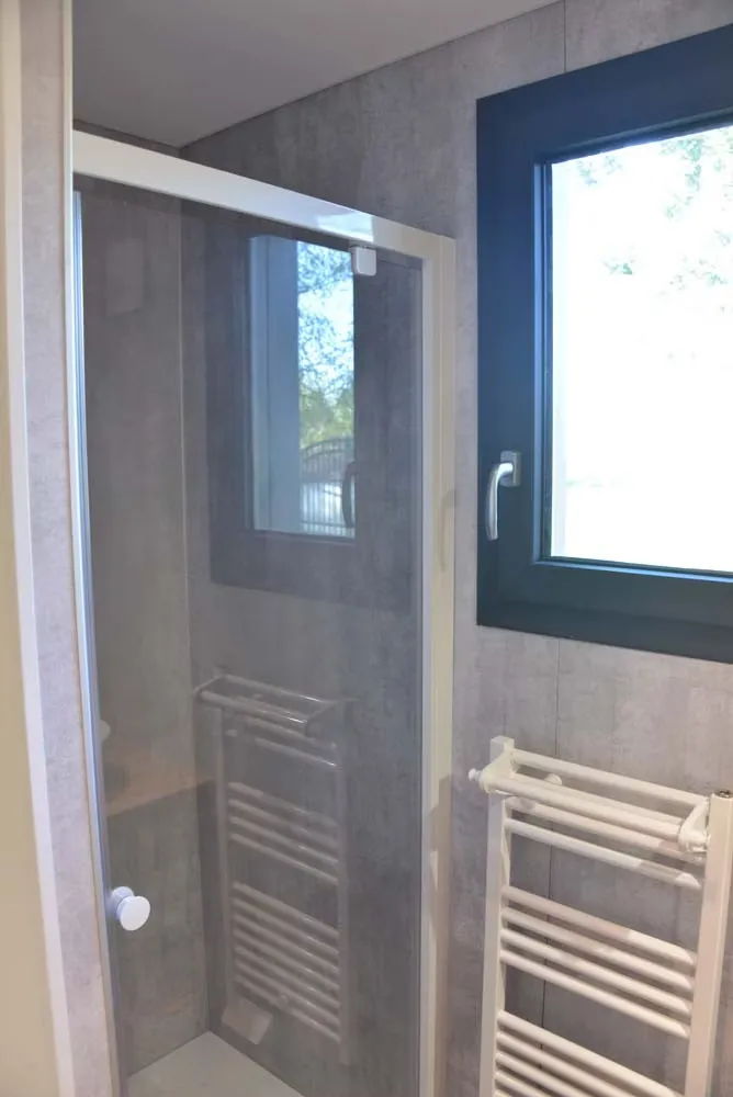 Lodge en nature au bord d’un étang, pour 2 personnes - Loir-et-Cher