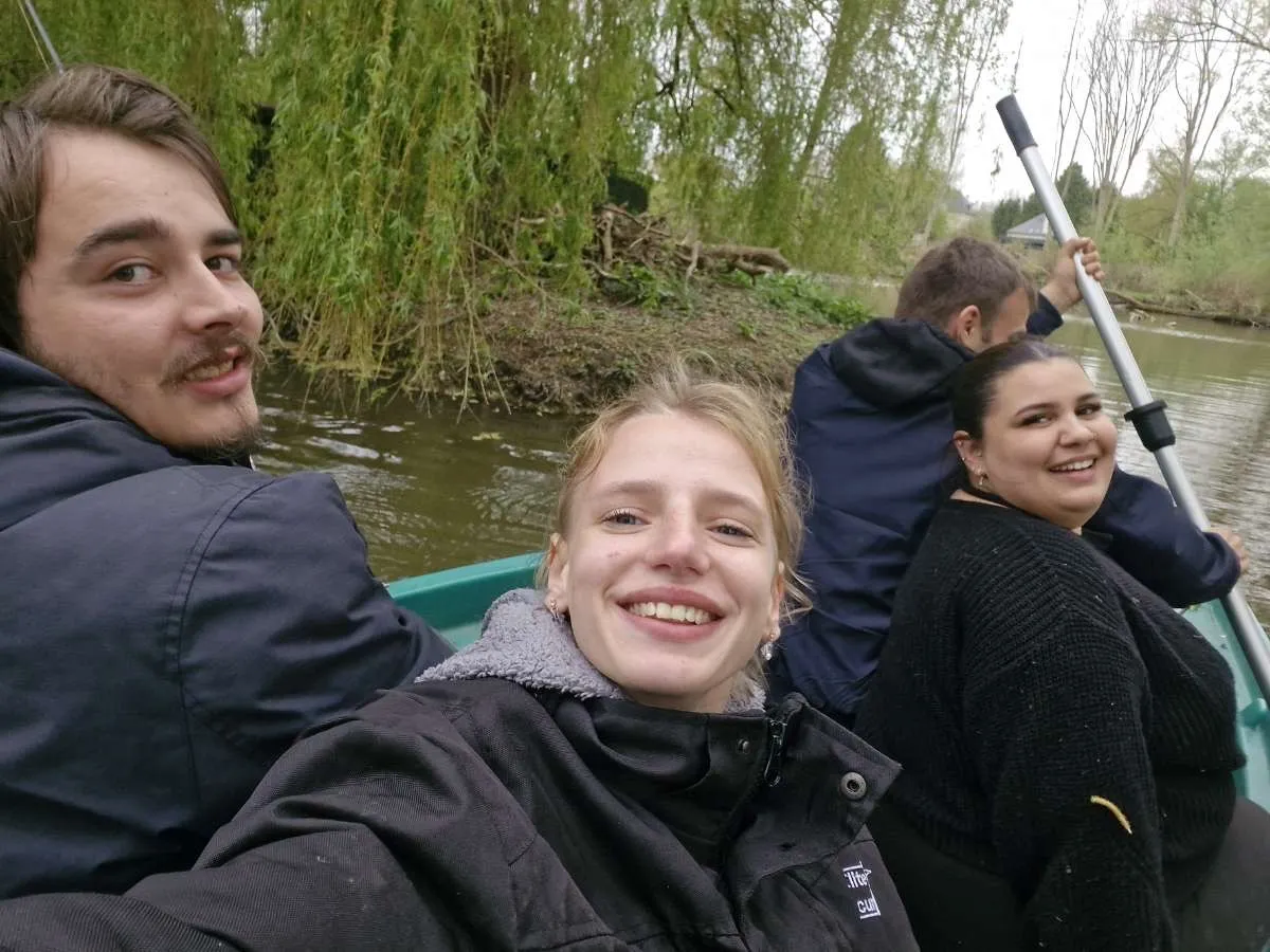Terrain de loisir avec son étang de pêche
