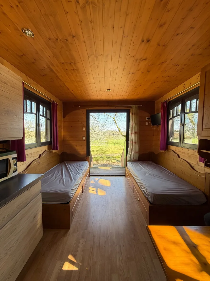 Roulotte for rent in Gers – Occitanie