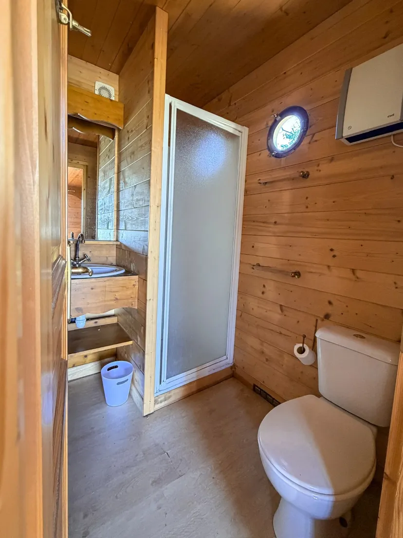 Roulotte for rent in Gers – Occitanie