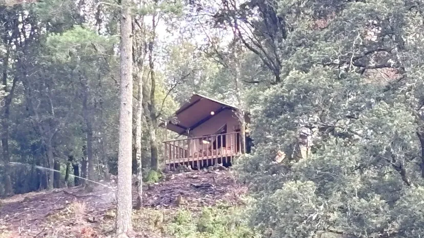 Gîte de pêche pour deux en corse-du-sud, rivière sauvage proche de ajaccio, chalet nature