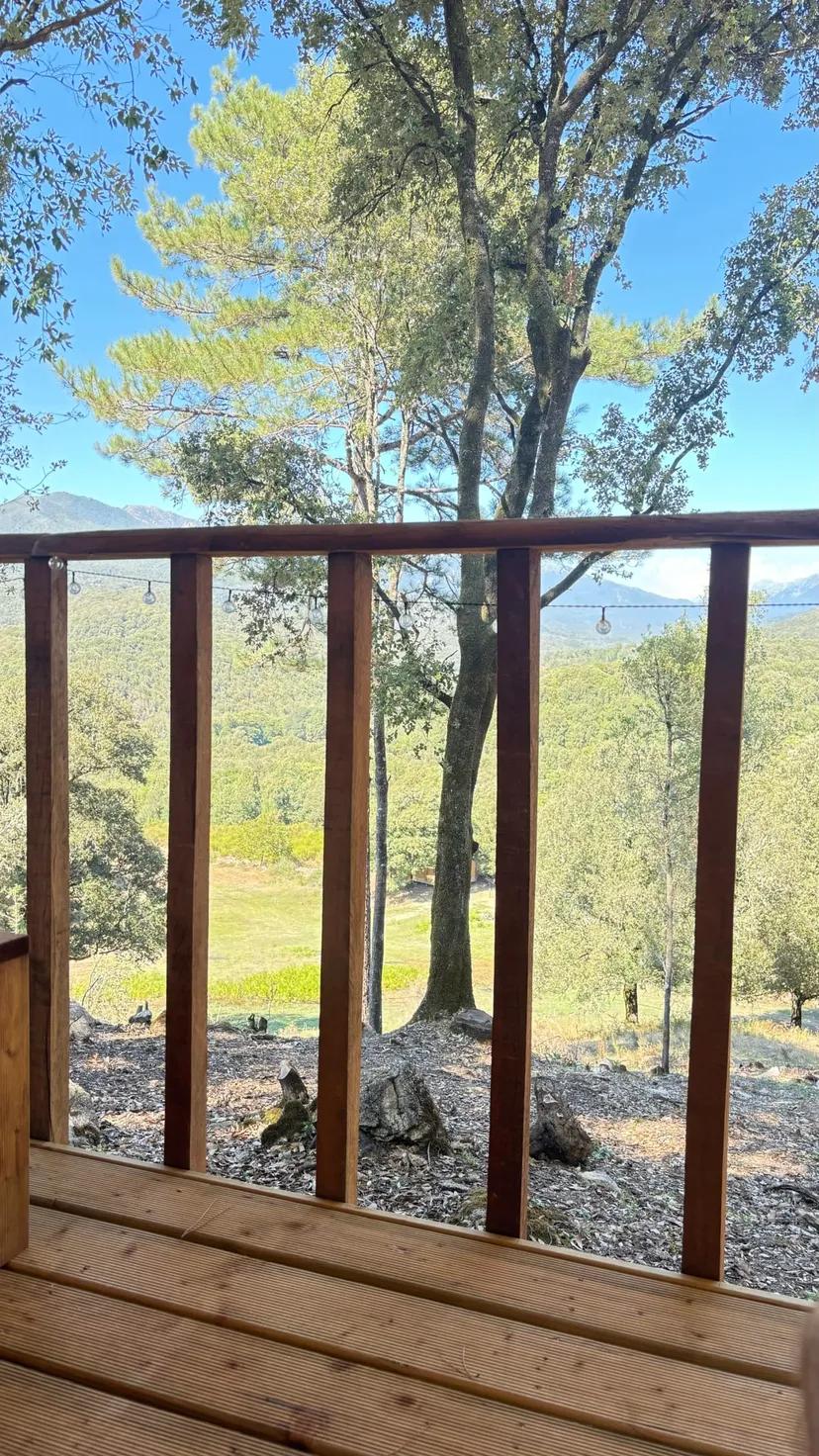 Gîte de pêche pour deux en corse-du-sud, rivière sauvage proche de ajaccio, chalet nature